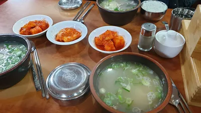 Seolleongtang