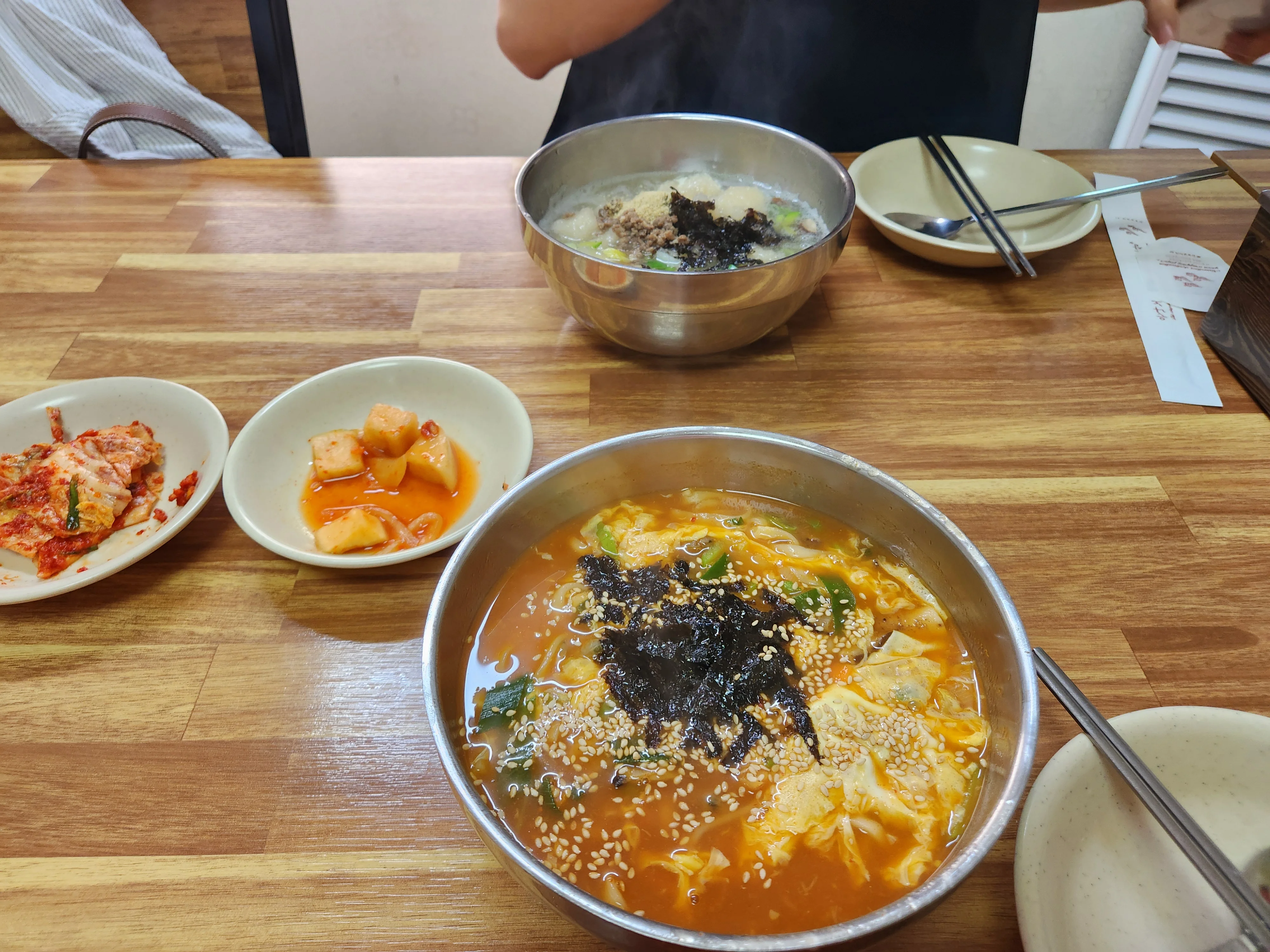 Gwangdeok Sikdang Jungang Sijang
