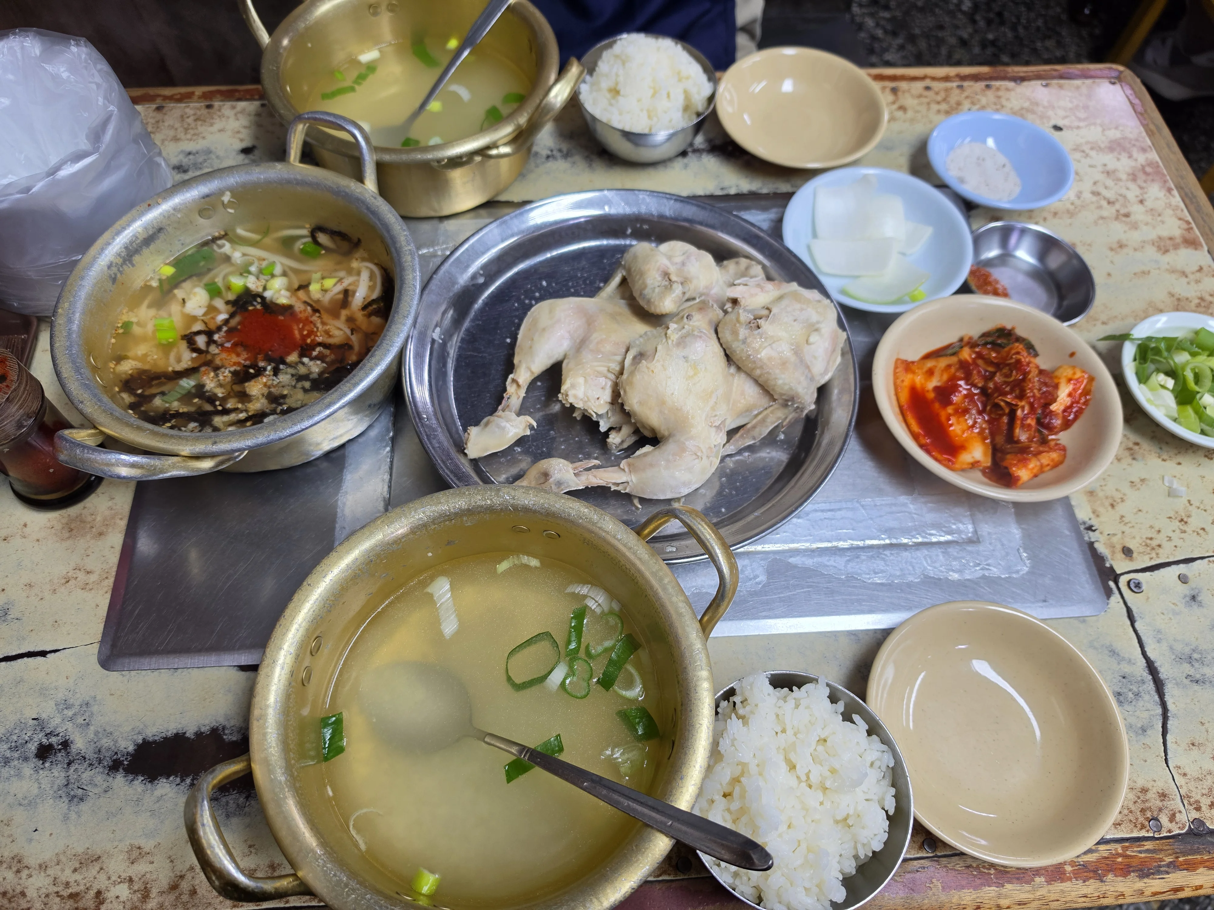 Sarangbang Kalguksu